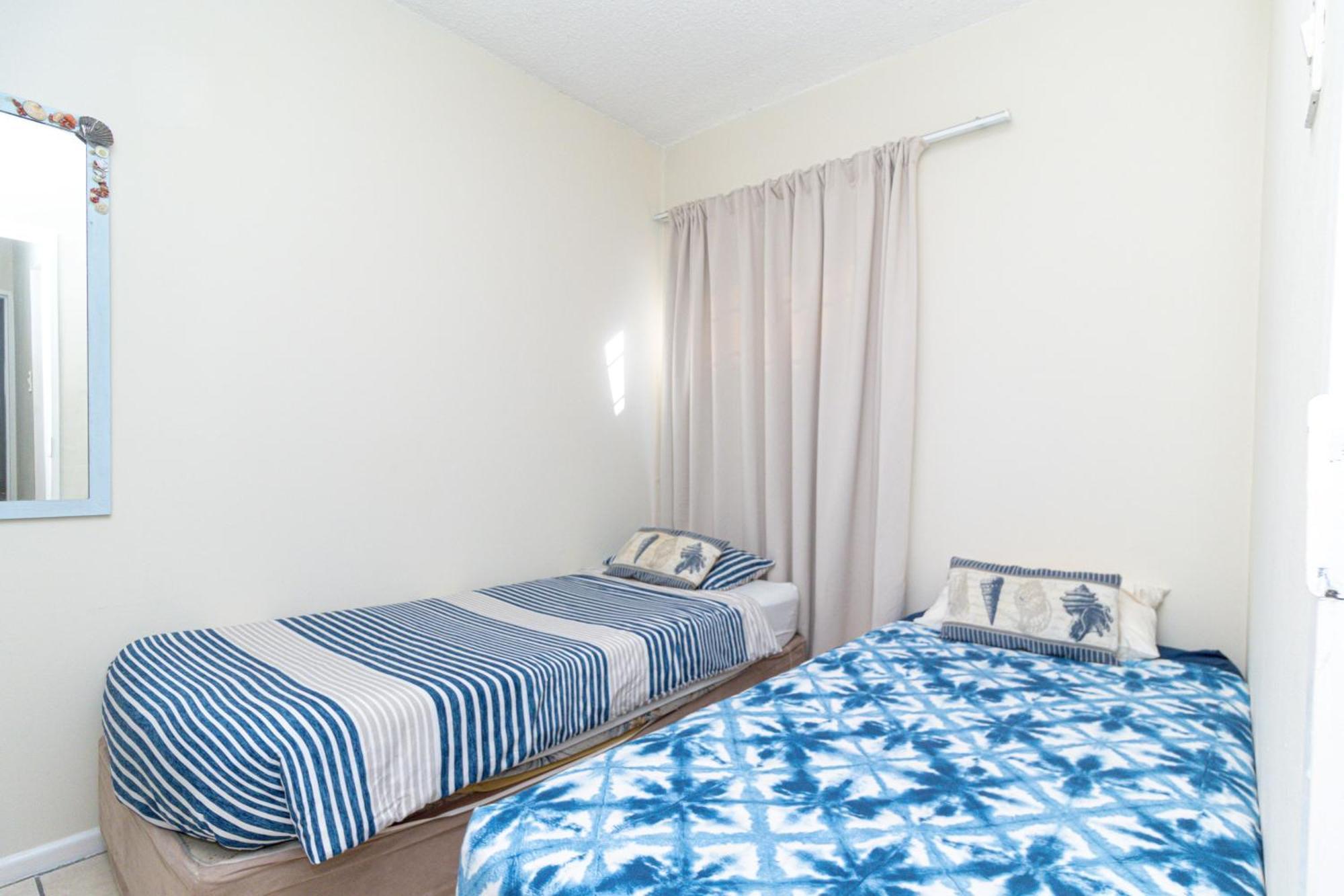 Modern Seaview Apartment Port Elizabeth Exterior photo
