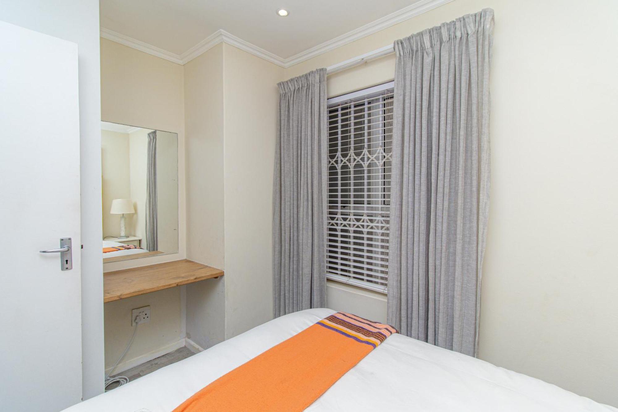 Modern Seaview Apartment Port Elizabeth Exterior photo