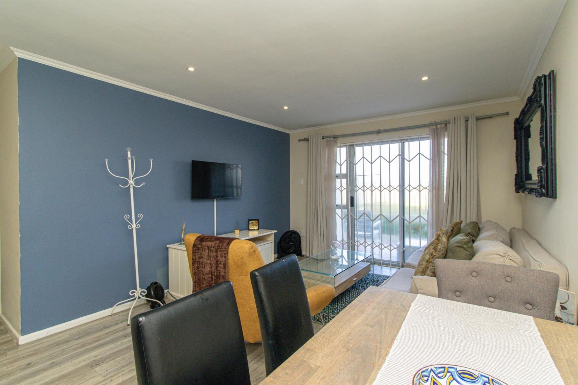 Modern Seaview Apartment Port Elizabeth Exterior photo