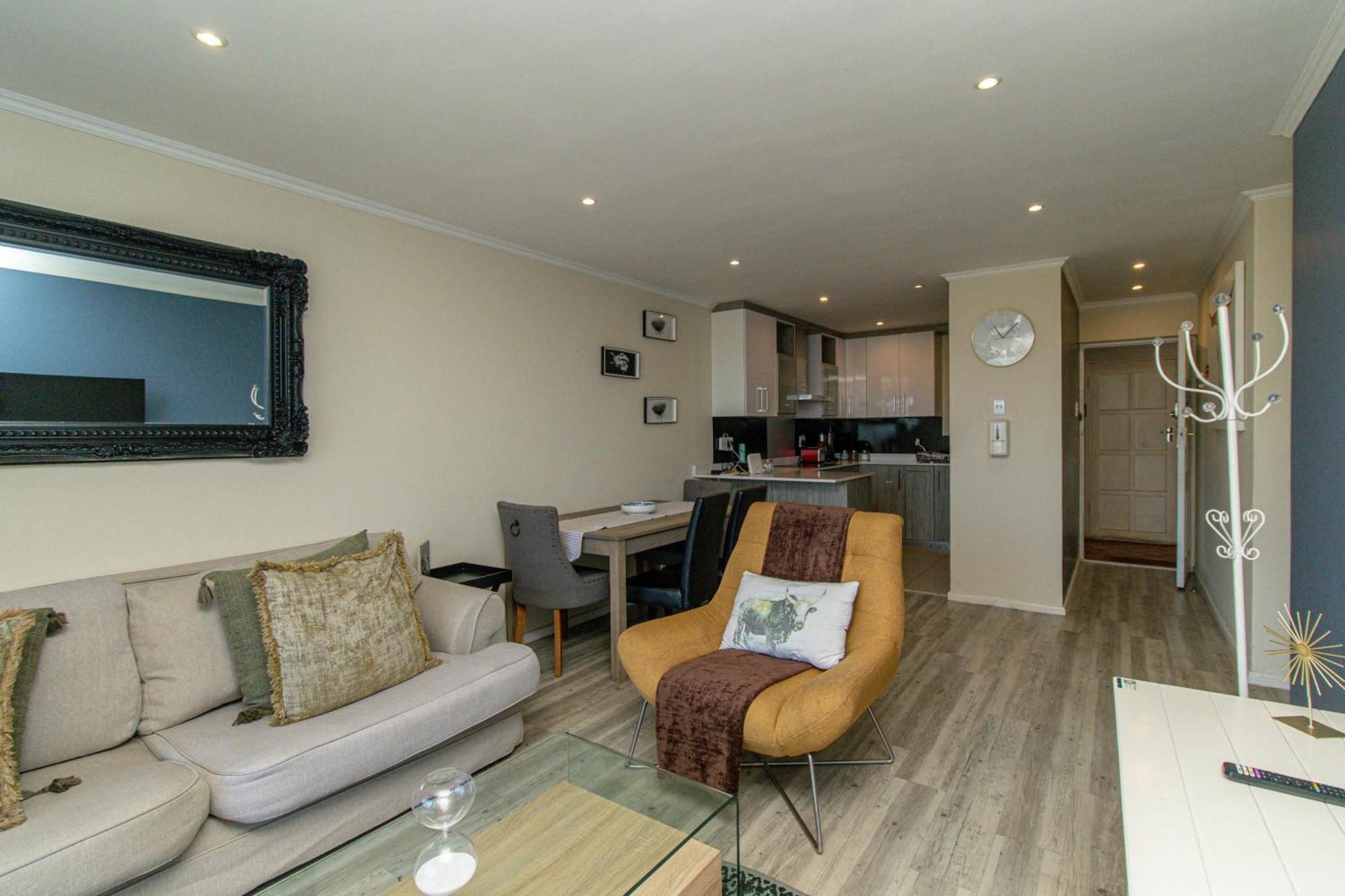 Modern Seaview Apartment Port Elizabeth Exterior photo